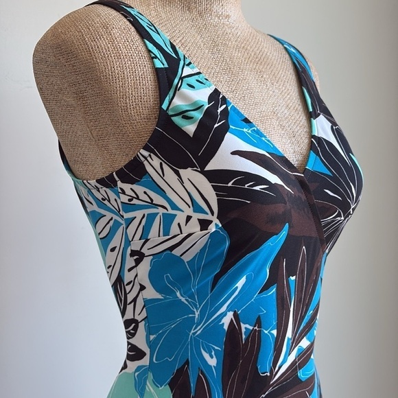 Magicsuit by Miraclesuit One Piece Swimsuit Size 8 NWT - Picture 9 of 13